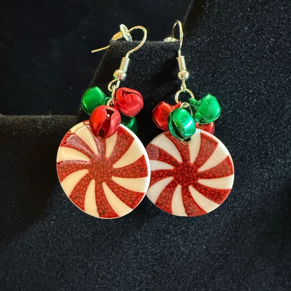Festive Fashion Earrings Set of 2 pairs of Dangle Earrings - Picture 3 of 4